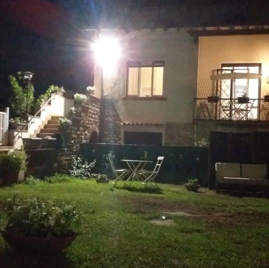 Dimora Casabianca B&B And Family Relais Tirrenia Buitenkant foto